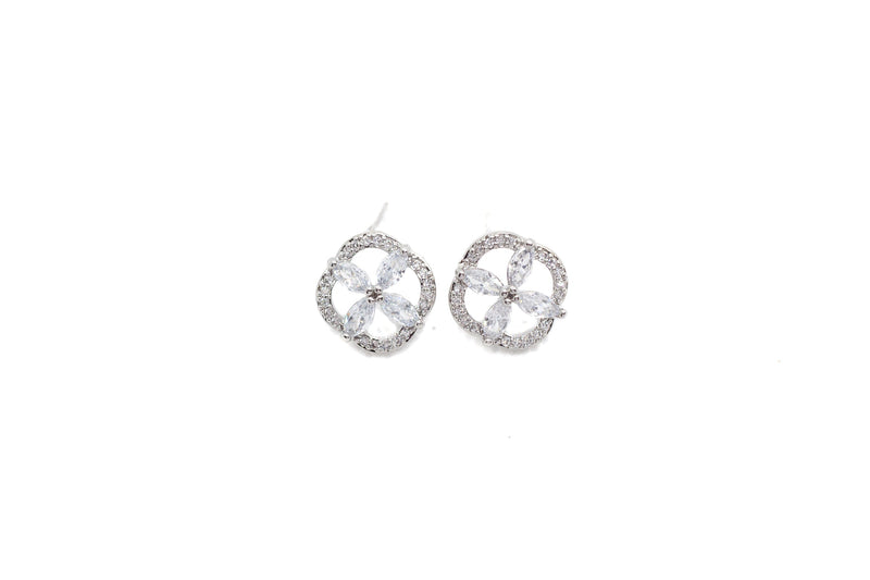 Blooming Circlet Zirconia Earrings