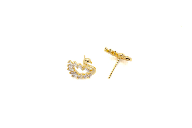 Sukai Swan Zirconia Studs